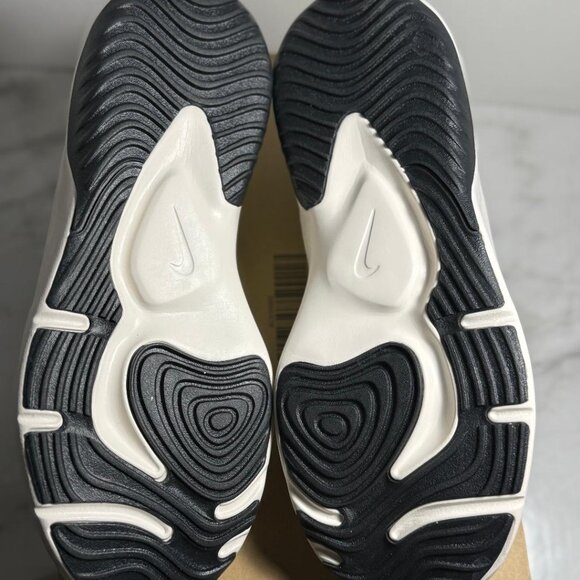 Nike Legend Essential 3 Next Nature Barely Volt Phantom | NWB no lid - Picture 10 of 10